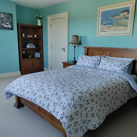 Hillside Haven F94ew71