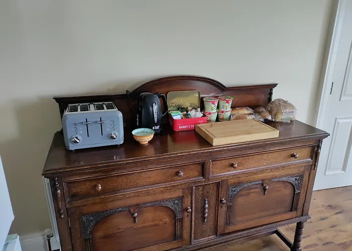 Hillside Haven F94ew71 3*